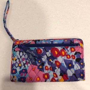 Vera Bradley wallet in new condition.